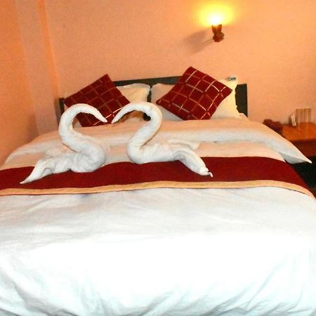 Festoon Hotel Катманду Экстерьер фото