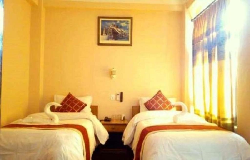 Festoon Hotel Катманду Экстерьер фото