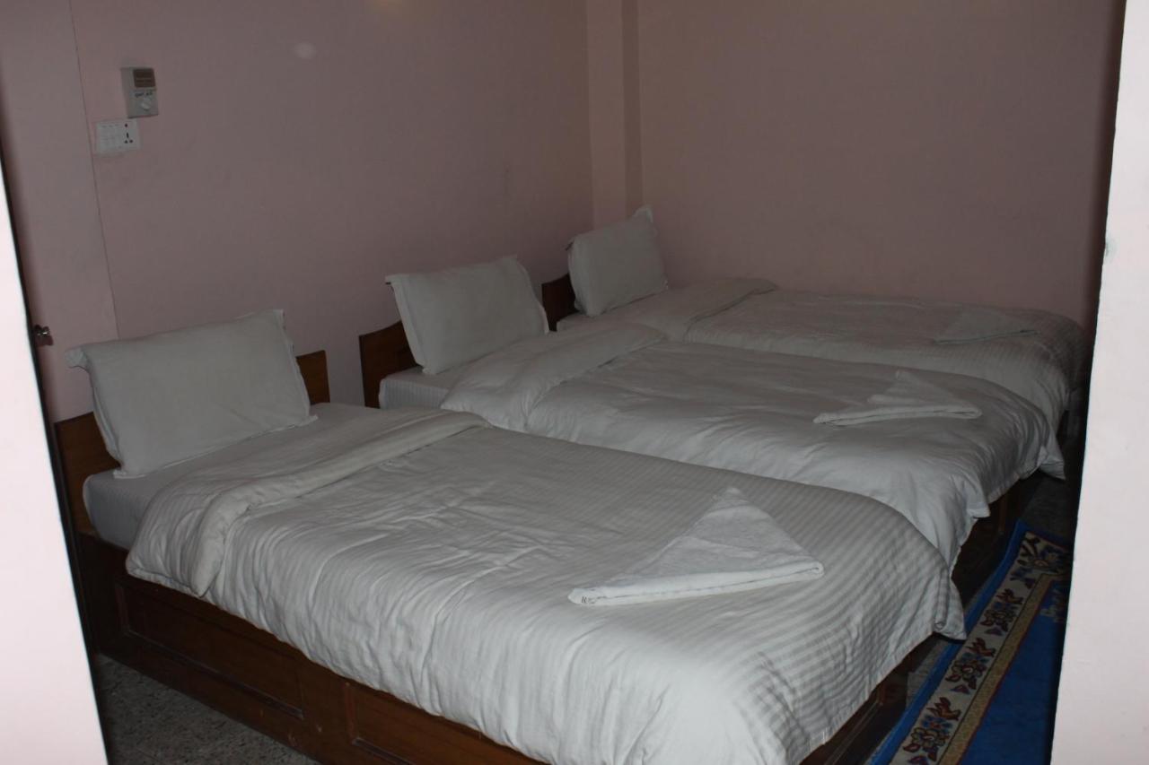 Festoon Hotel Катманду Экстерьер фото