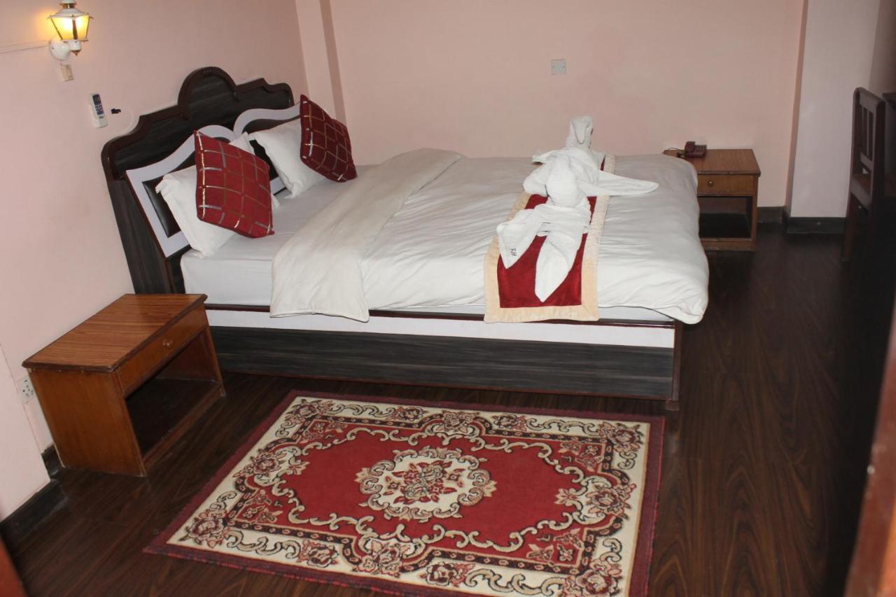 Festoon Hotel Катманду Экстерьер фото
