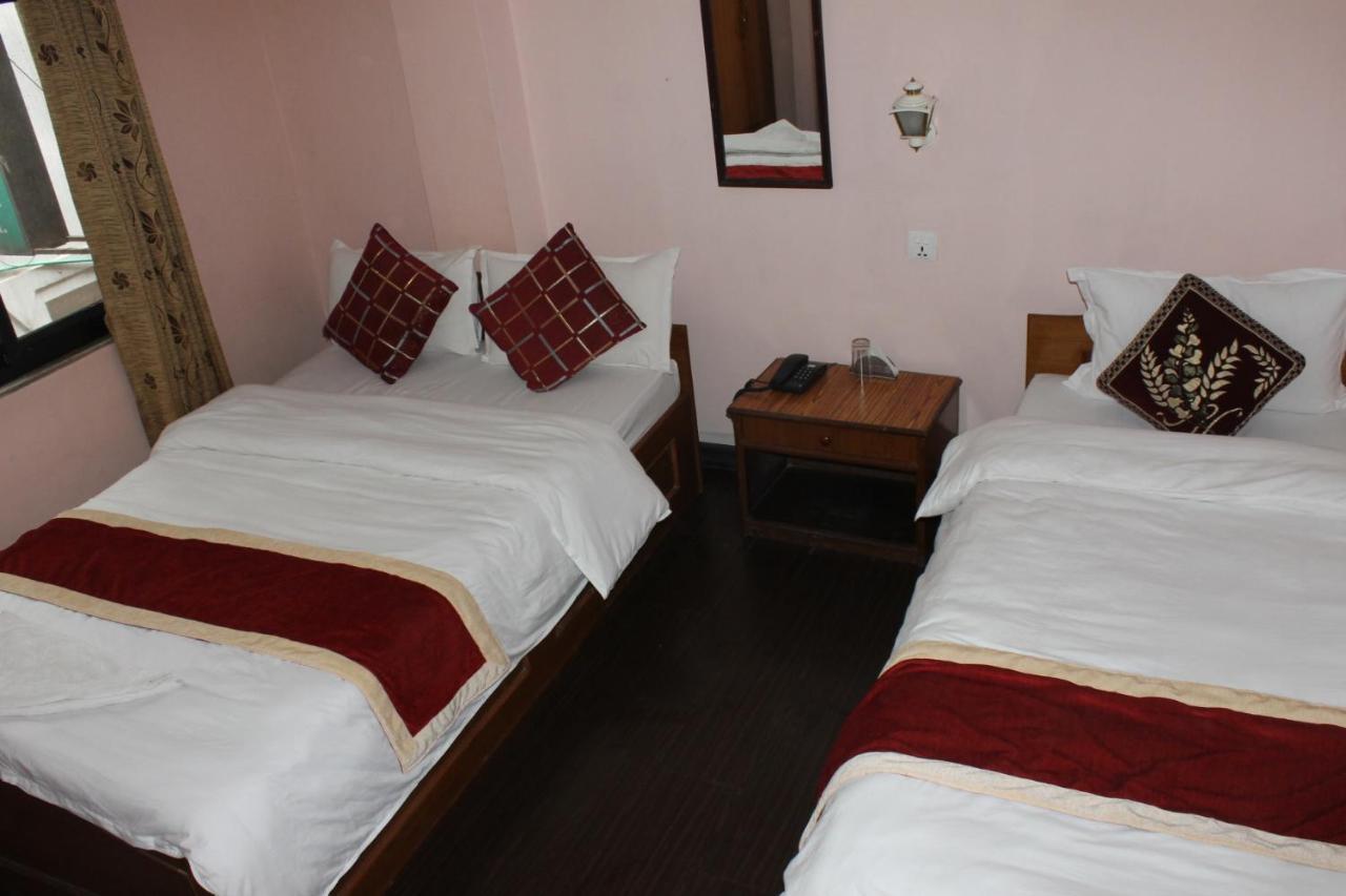 Festoon Hotel Катманду Экстерьер фото